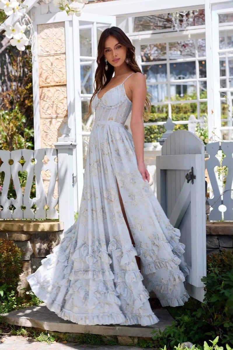 Beau | Elegantes Festliches Kleid für Damen mit Modernem Hohem Schlitz 4