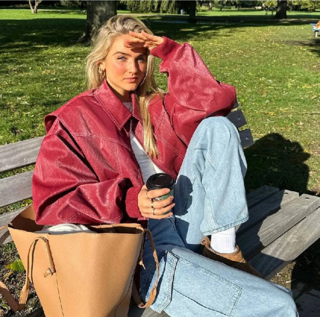 Ella | Oversized Rote Lederjacke 4