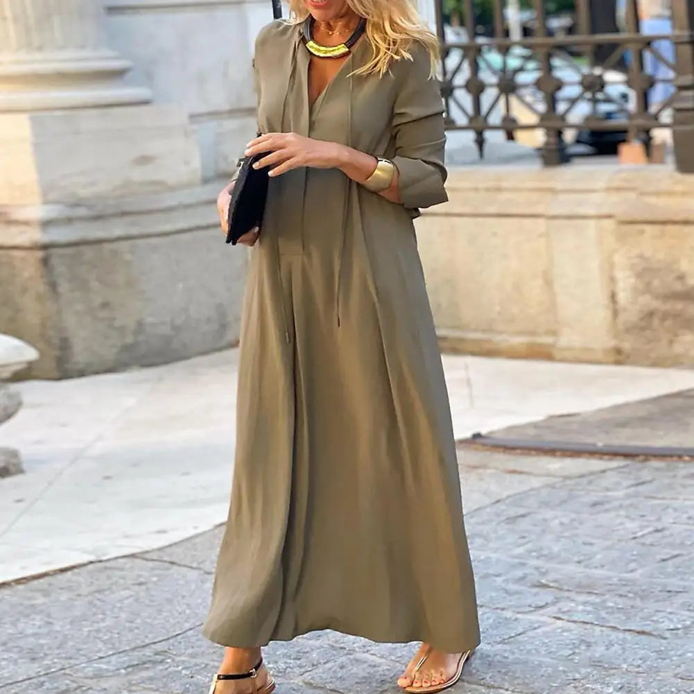 Jytte | Elegantes Damenkleid Mit V-Cut Und Schnürung Für Stilvolle Anlässe-4