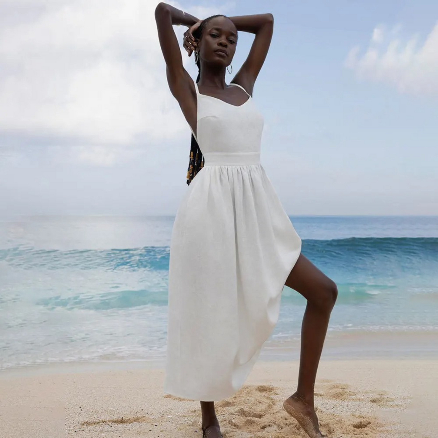 Amara | Elegantes Sommerkleid Damen Mit Verstellbaren Krawattenbändern Und Voluminösem Rock 3