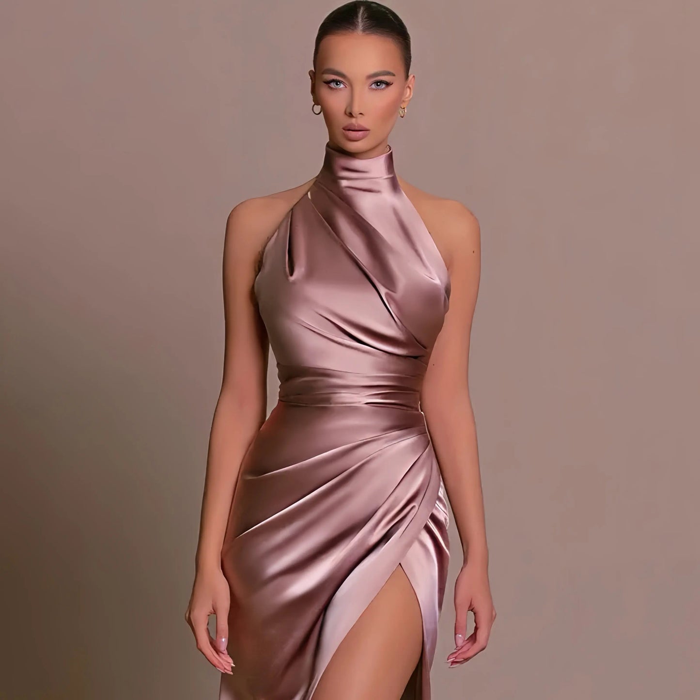 Ariadne | Klassisches Satin Abendkleid Lang mit Halterneck für Elegante Anlässe 2