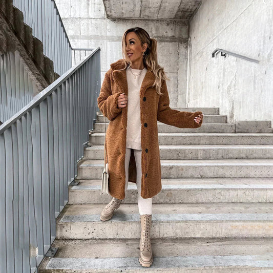 Aurora Damenjacke – Lange Teddy-Jacke in Beige, Warm und Stilvoll 1
