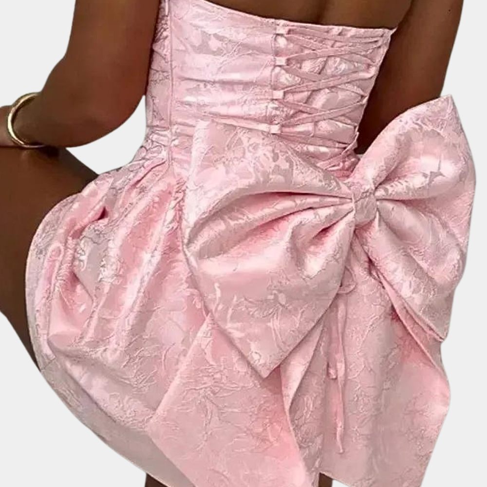 Livia | Trägerloses Gesticktes Frauenkleid In Zartem Rosa 4