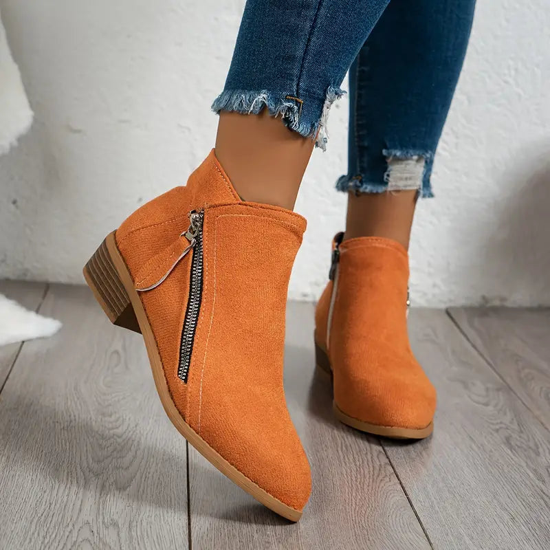 Céline | Trendige Wildlederstiefel mit Absatz 5