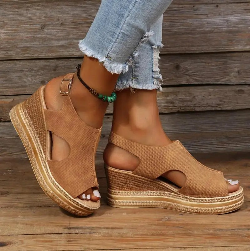 Damen Sandalen | Elegante Wedgesandalen mit Peep-Toe und Knöchelriemen für den Sommer 2025 0