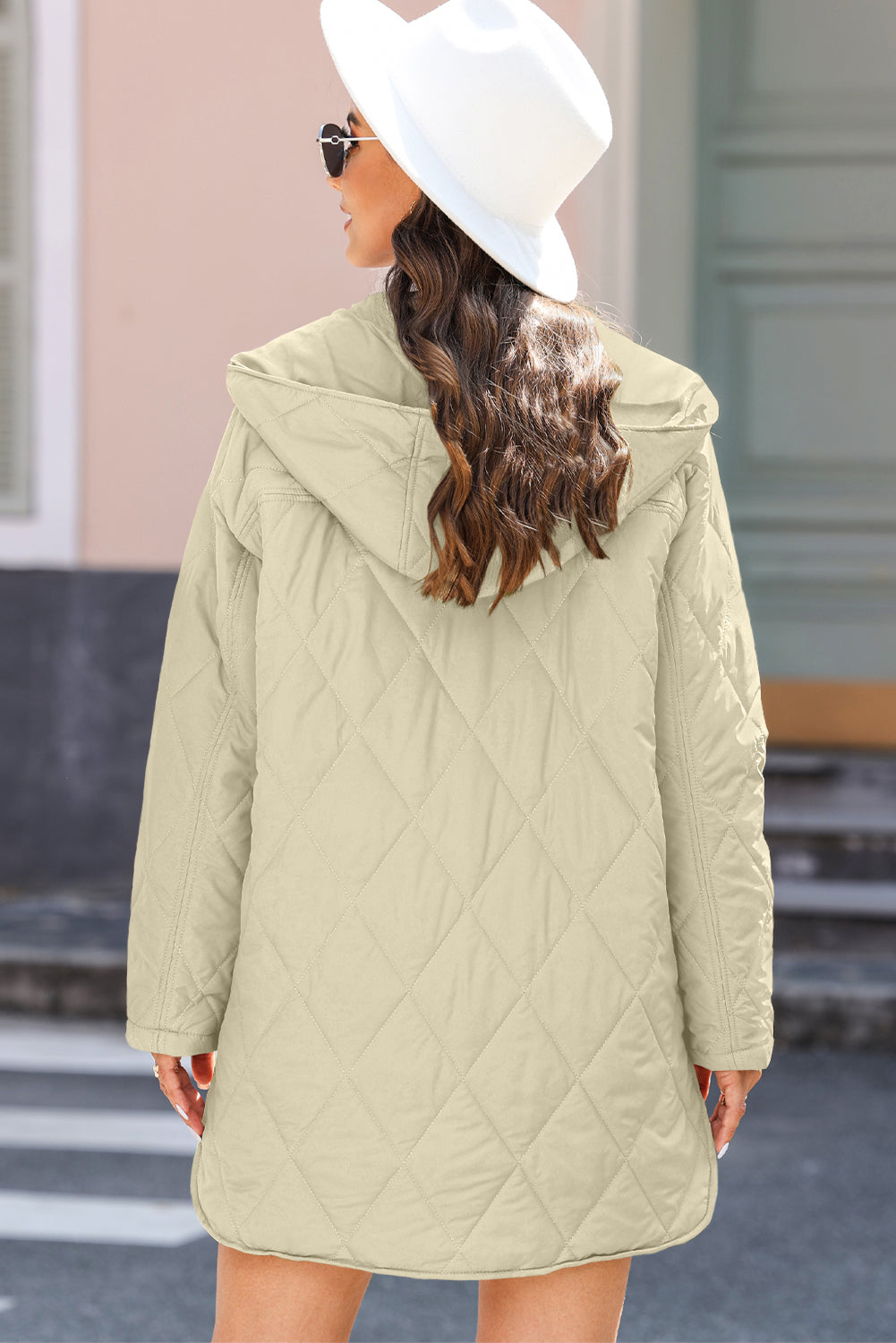 Damen Winterjacke mit Kapuze – Hochwertige Polyesterfüllung, Elegant 1