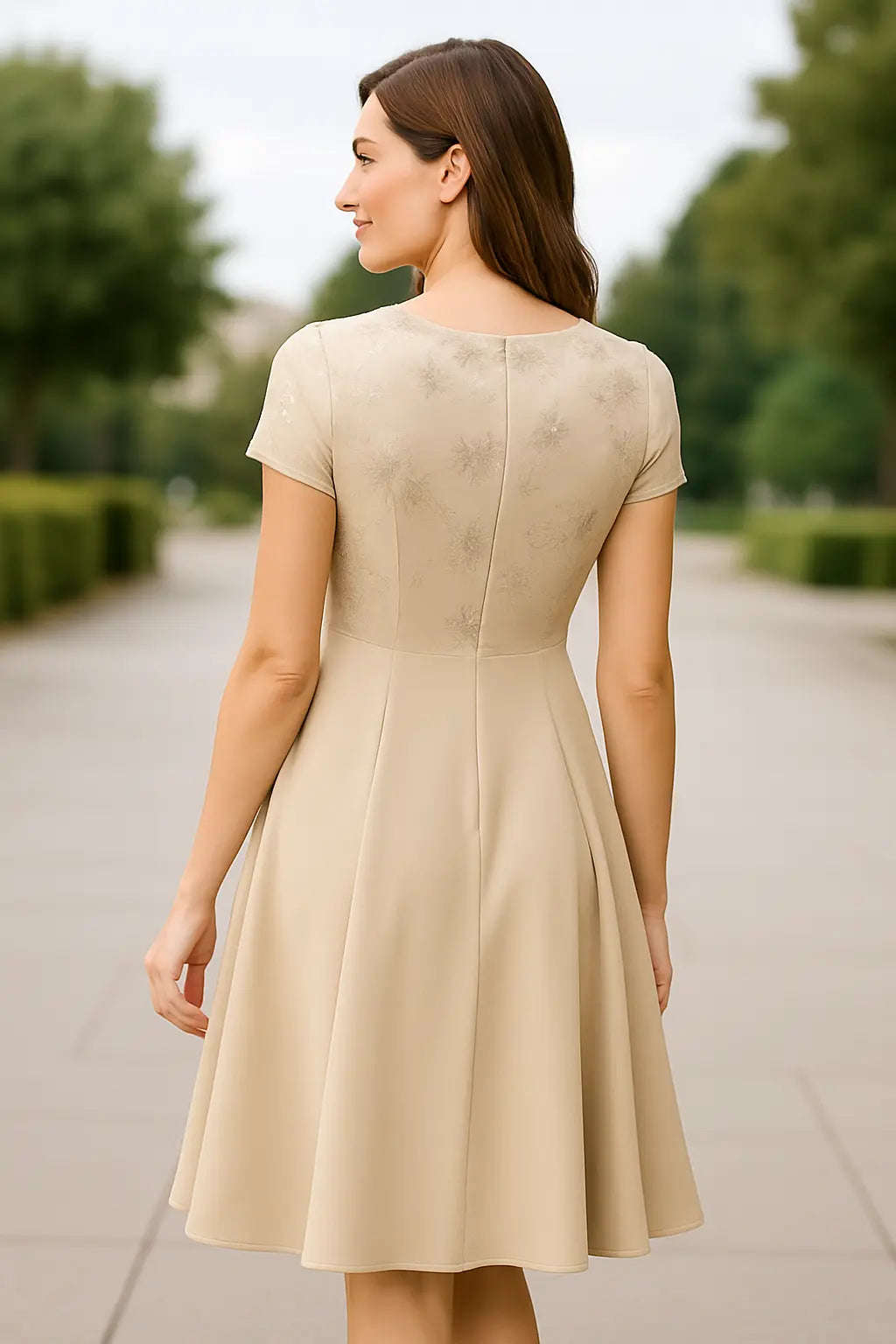 Damen | Elegante Chiffon Maxi-Jurk mit Spitzen-Details für Hochzeiten und Formelle Anlässe 3
