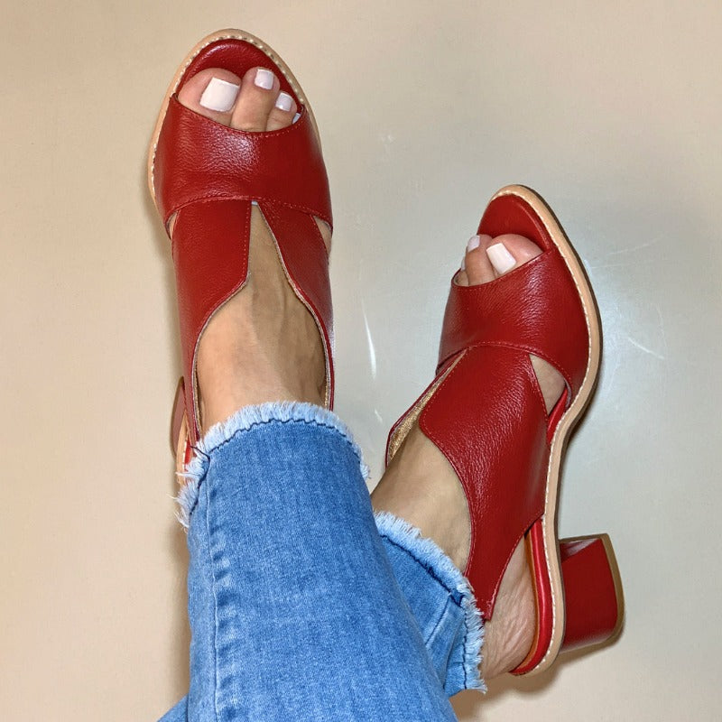 Elegante Damen Pumps | Bequeme Schwarze Pumps mit Abgerundeter Spitze und Mittelhohem Absatz 2