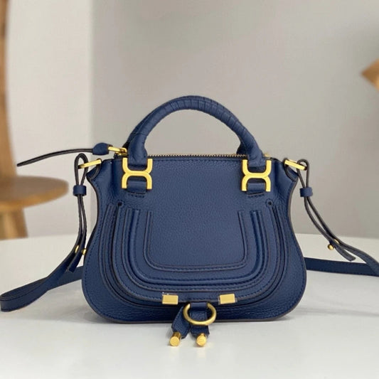 Elegante Handtasche Damen mit Gebogenem Design und Goldenen Akzenten – Kompakt für Alltag und Wochenende aus Synthetischem Leder 1