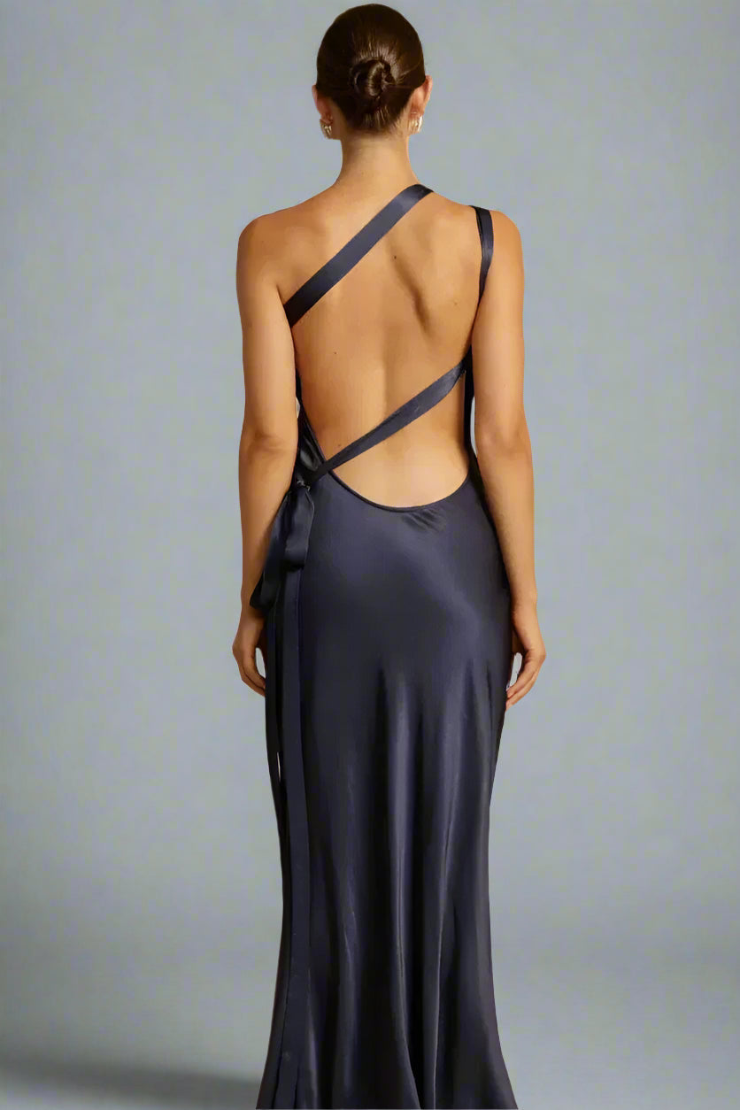 Indira | Ein-Schulter Satin Abendkleid 5