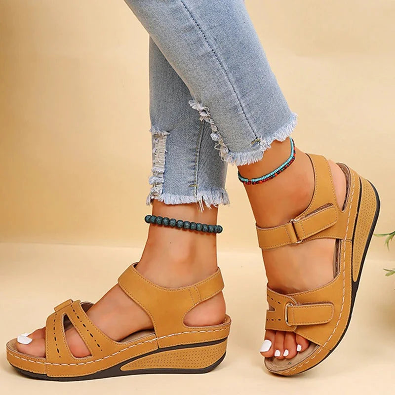 Joyce | Bequeme Orthopädische Sandalen für Damen als Sommerschuhe 4