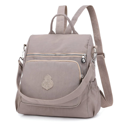 Leichter Rucksack aus Wasserabweisendem Nylon für Damen und Herren – Ideal als Schulrucksack und für Reisen, Kompakt mit Verstellbaren Gurten 10