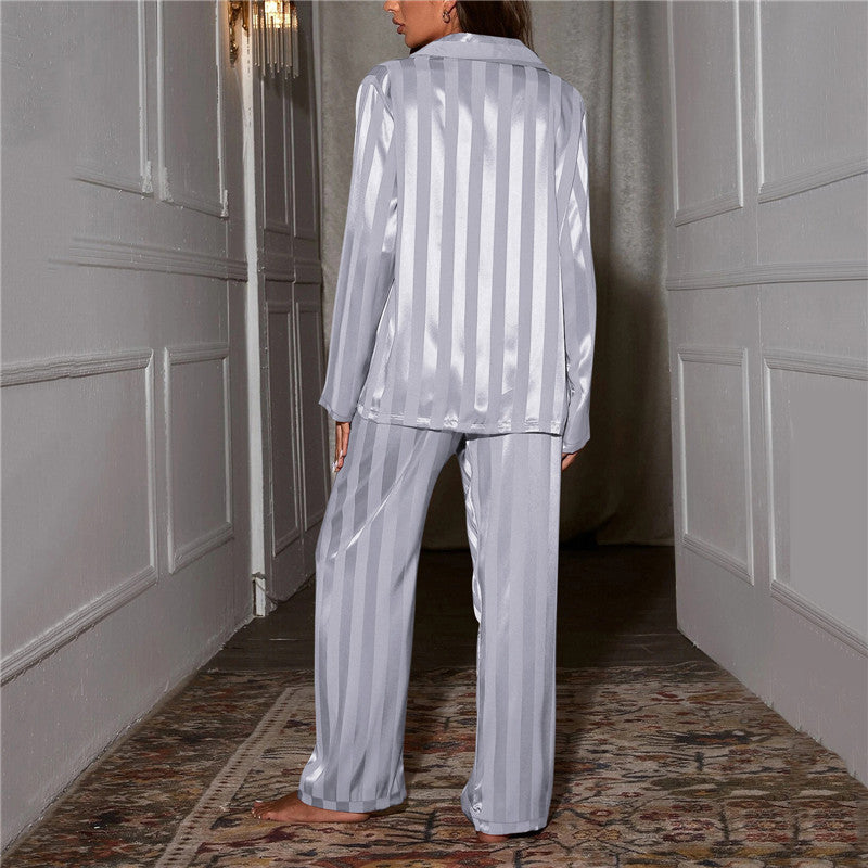 Women's Pyjama Set - Long Sleeve and Button Up Hause Lune