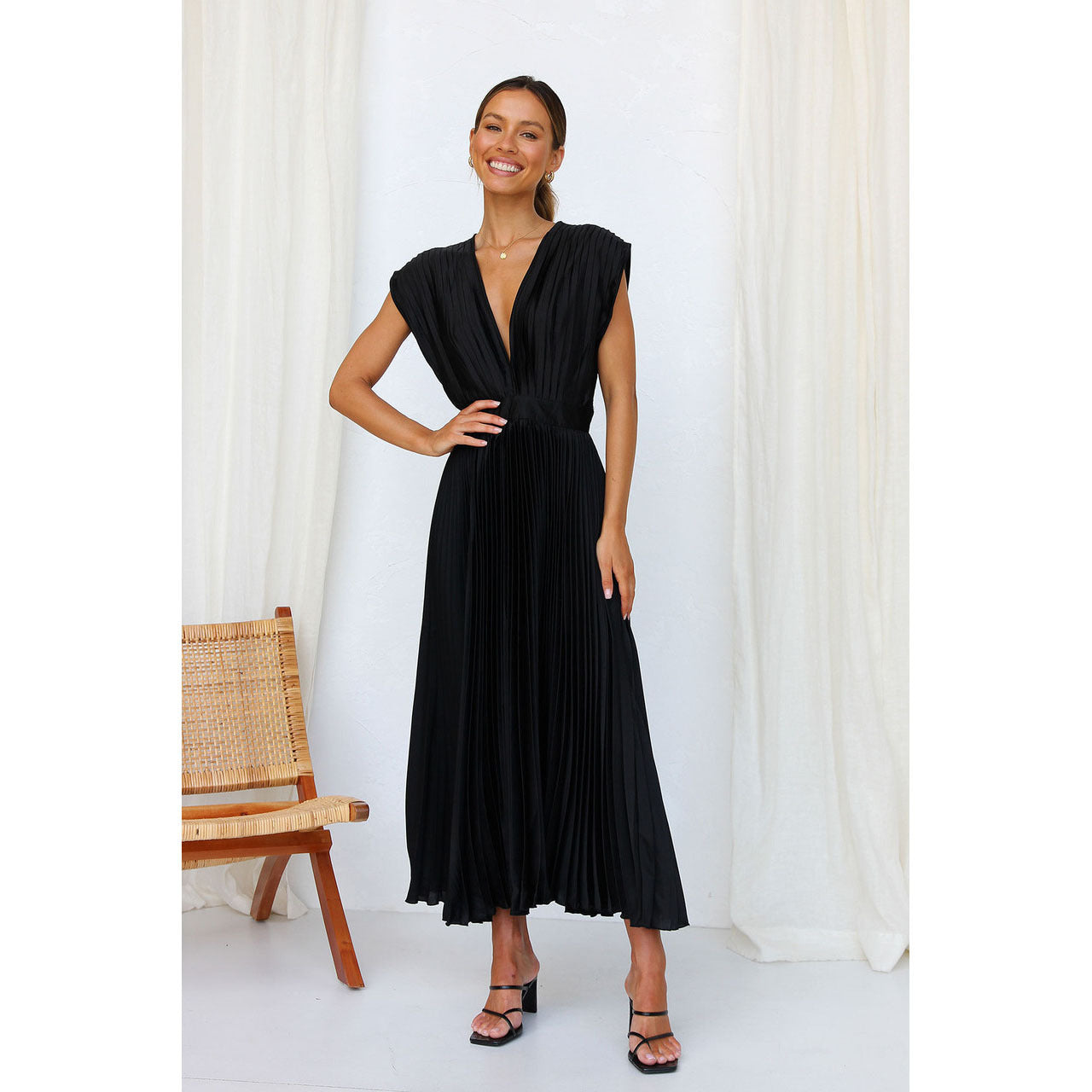 MICHELA Midi-Kleid für Damen – Elegantes Plissé mit V-Hals, Festlich 9