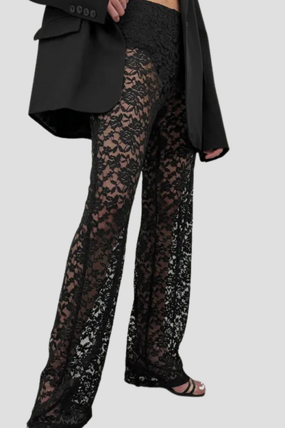 Mila | Schwarze Spitzenhose Mit Transparente Blumenelementen Für Stilvolle Anlässe 6