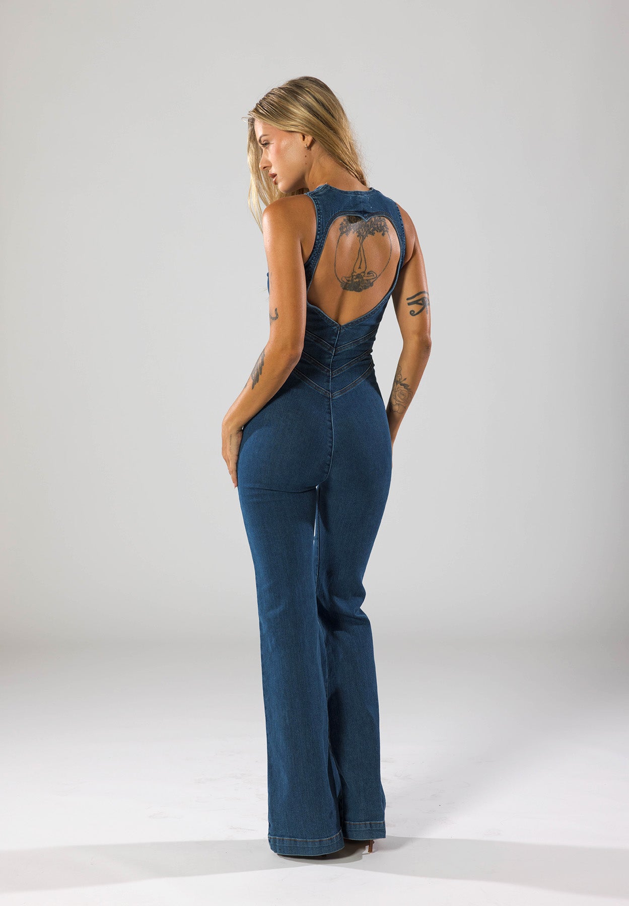 Miu | Eleganter Denim Jumpsuit Damen Mit Herzform-Ausschnitt Für Sommer 3