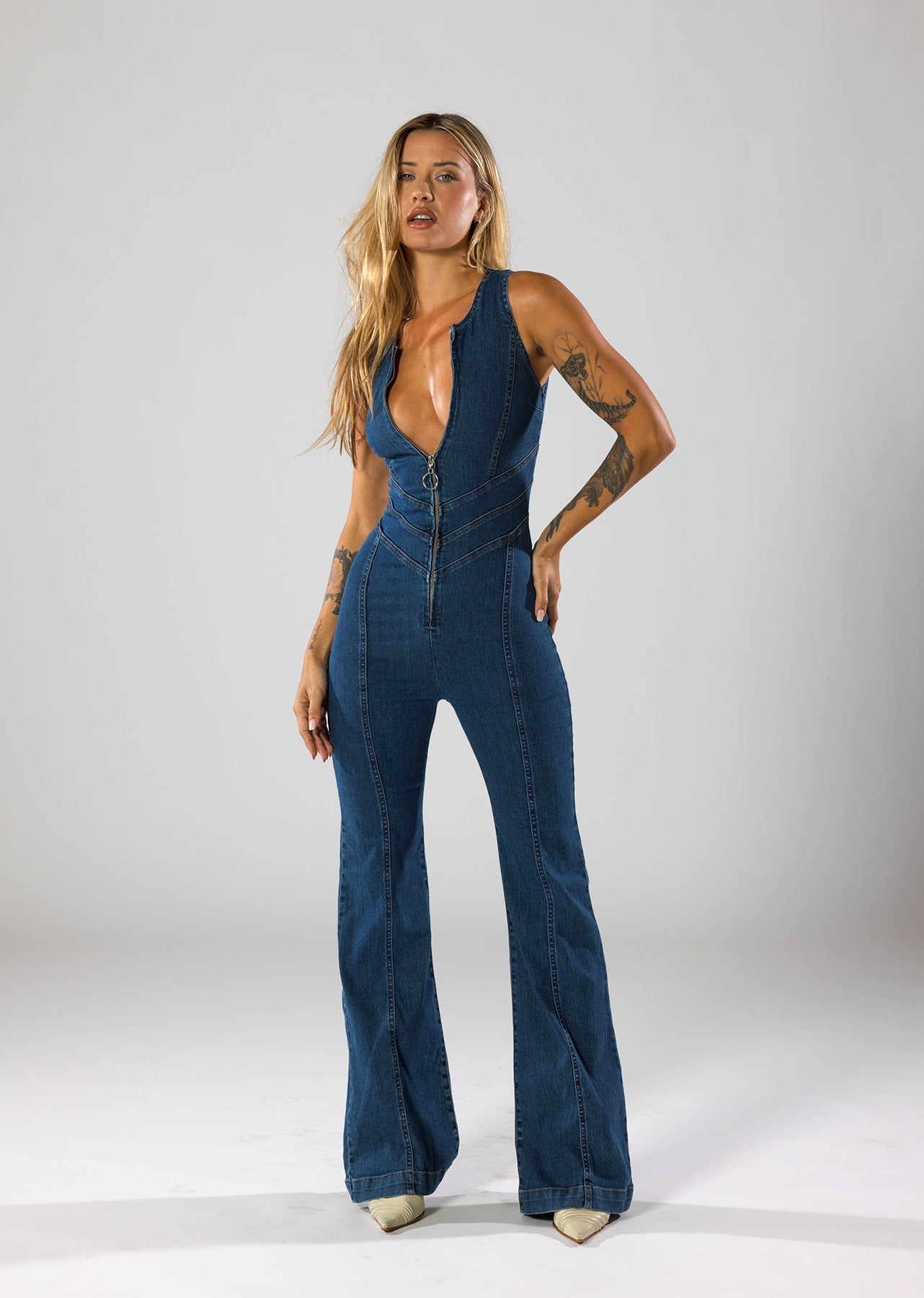 Miu | Eleganter Denim Jumpsuit Damen Mit Herzform-Ausschnitt Für Sommer 4