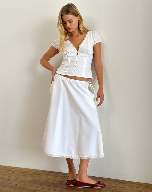 Nienke | Getailleerte Bluse mit V-Hals und Spitzenakzenten 1