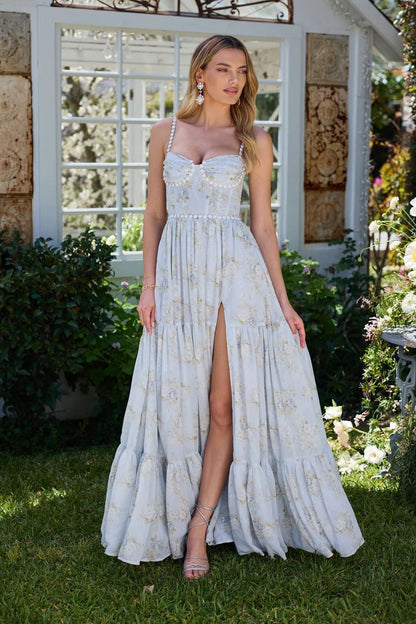 Beau | Festliches Damenkleid mit Perlen und Herzförmigem Ausschnitt 1