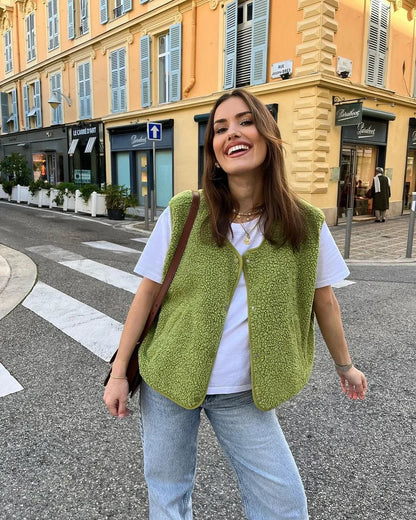Ovelia | Trendiger Woll-Bodywarmer für Damen mit Knöpfen 2