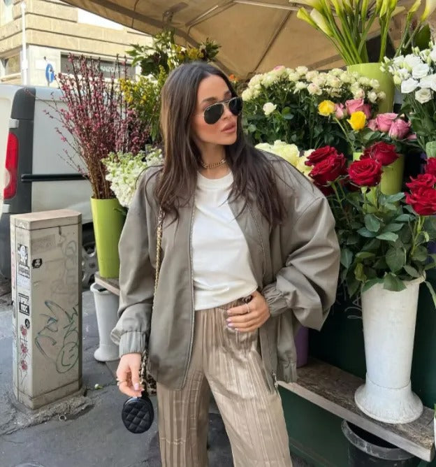Oversized Damenjacke – Leicht und Bequem, Trendy Bomberjacke 3