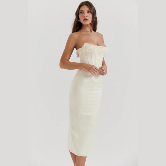 https://cdn.shopify.com/s/files/1/0810/0849/2893/files/Pearl-Luxe-Maxi-Dress-Fashion-Nora.png?v=1730328614
