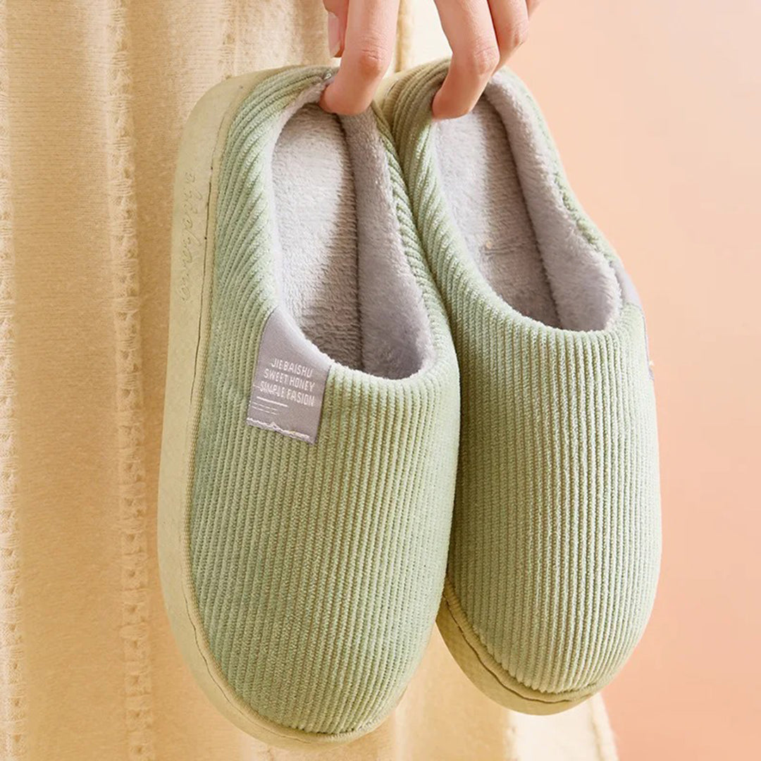 Rosela | Warme Hausschuhe Damen Slip-On Pantoffeln für Kalte Wintertage 4