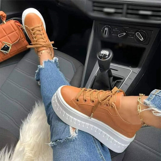 Ruzanna | Damen Plateau-Sneakers Mit Elegantem Design Und Erhöhter Sohle 0