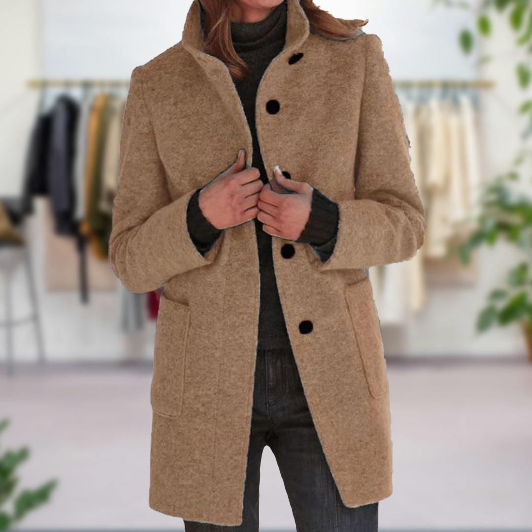 Stilvolle Damenjacke – Hochwertiger Stoff, Bequem und Warm 3