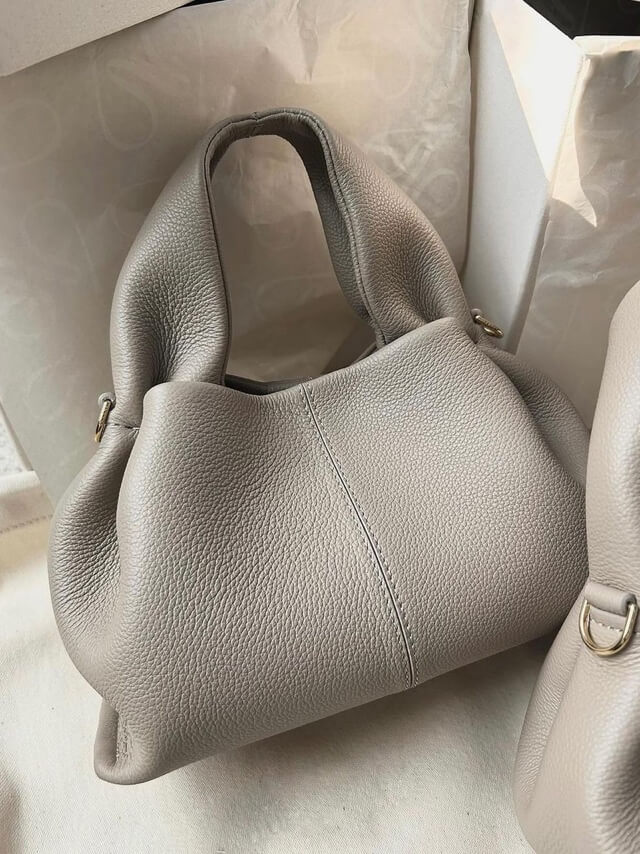 THAYANE Schultertasche Damen – Weiches Veganleder, Zeitloses Design 7
