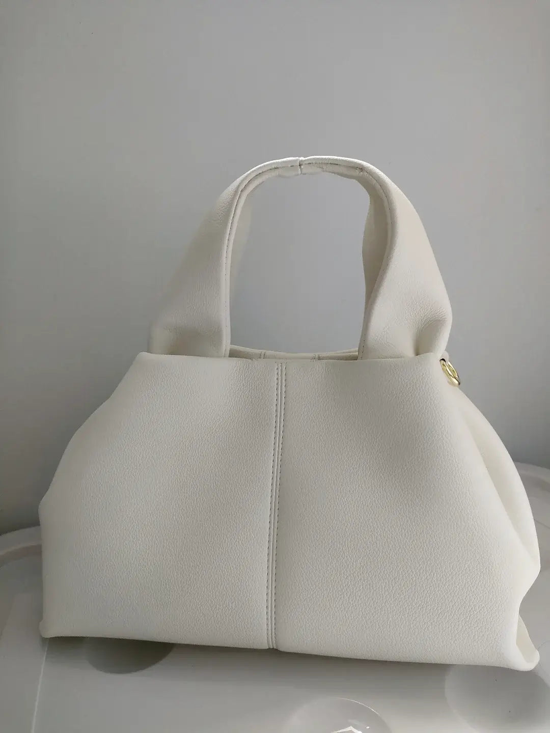 THAYANE Schultertasche Damen – Weiches Veganleder, Zeitloses Design 8
