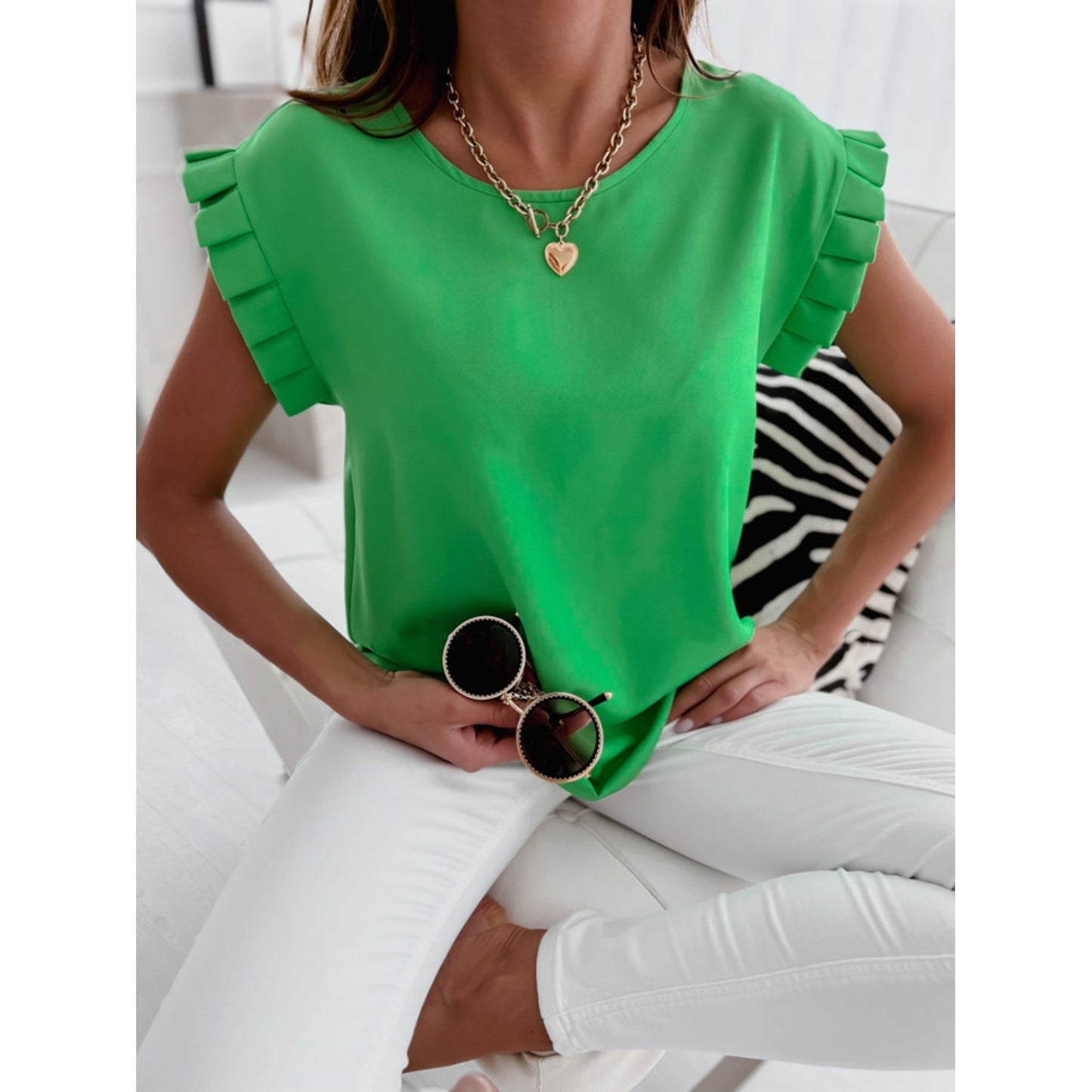 Weißes Bluse Damen – Atmungsaktives Material, Kurzarm, Elegant 1