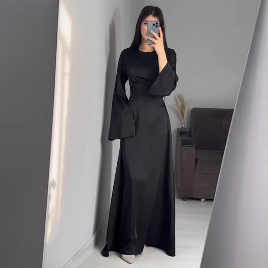 Elina | Langes Satin Kleid für Abendveranstaltungen und Ballkleider 1